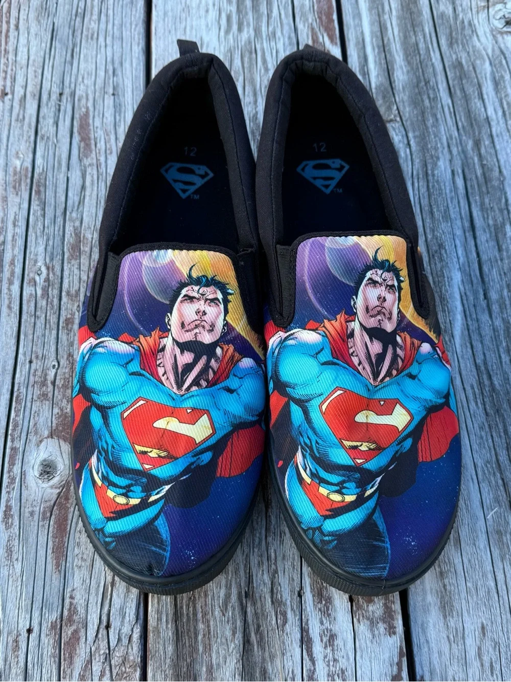 Men’s SZ 12 DC Comics Superman Slip On Shoes Loafers  Black